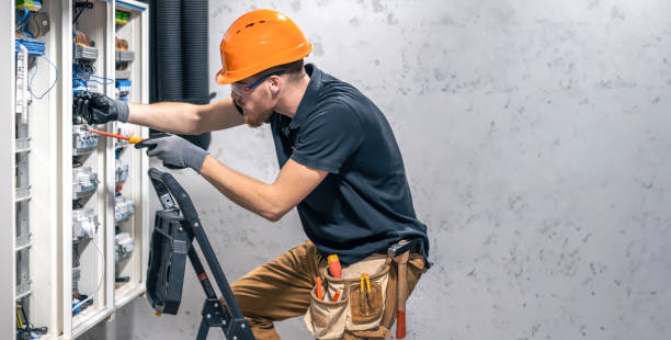 Best Commercial Electrician Services  in Olivette, MO